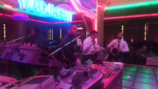 Demetli̇ Emre Gelsene...