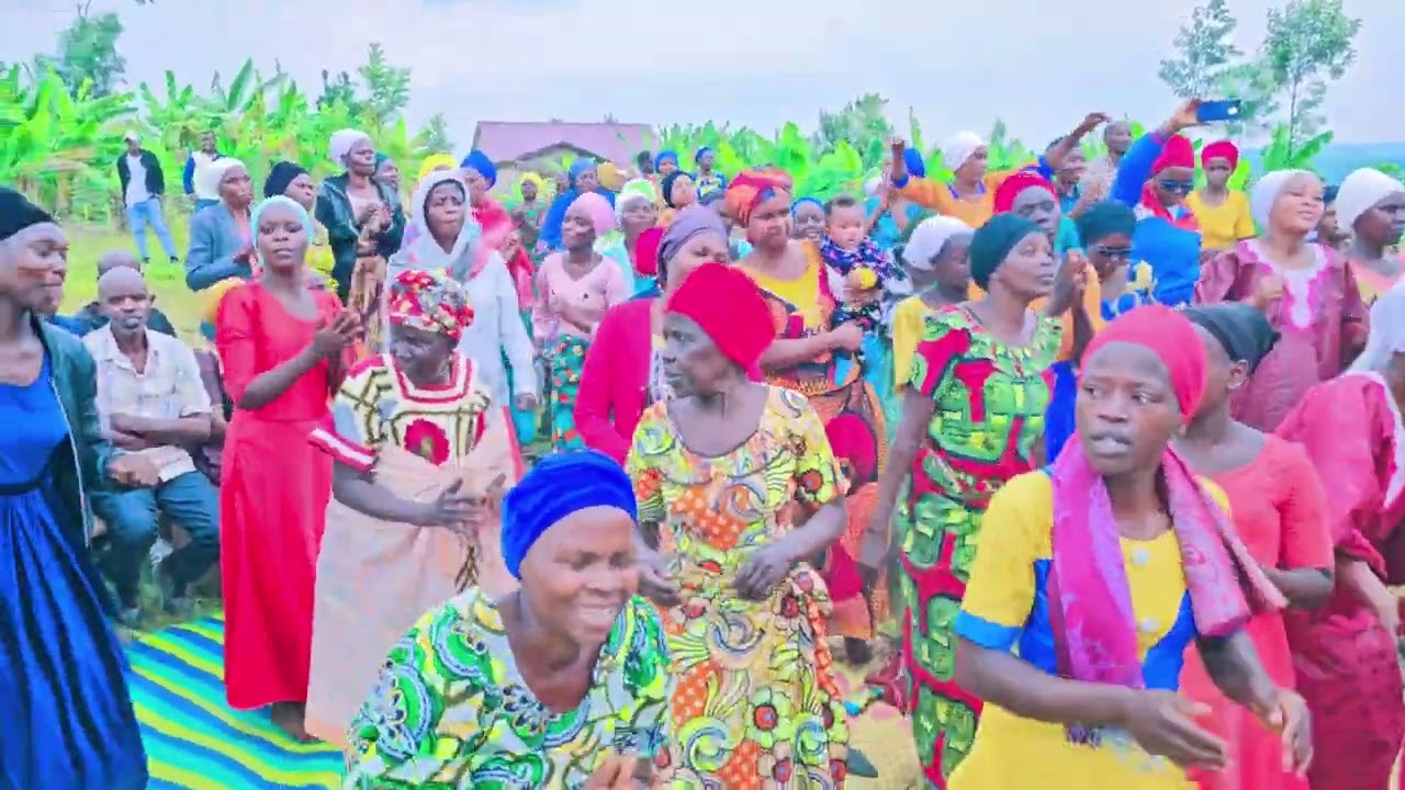 NTAGO TUZAKUBAMO AKARAMATA WA SI WE #gospelmusic #impandachoir #wedding #abarinzichoir #musambira