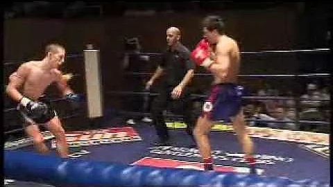 Ric Barnhill v Paul Chedd Thai Boxing - www.ricbar...
