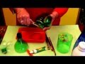 Reciclaje - Hacer flores con botellas