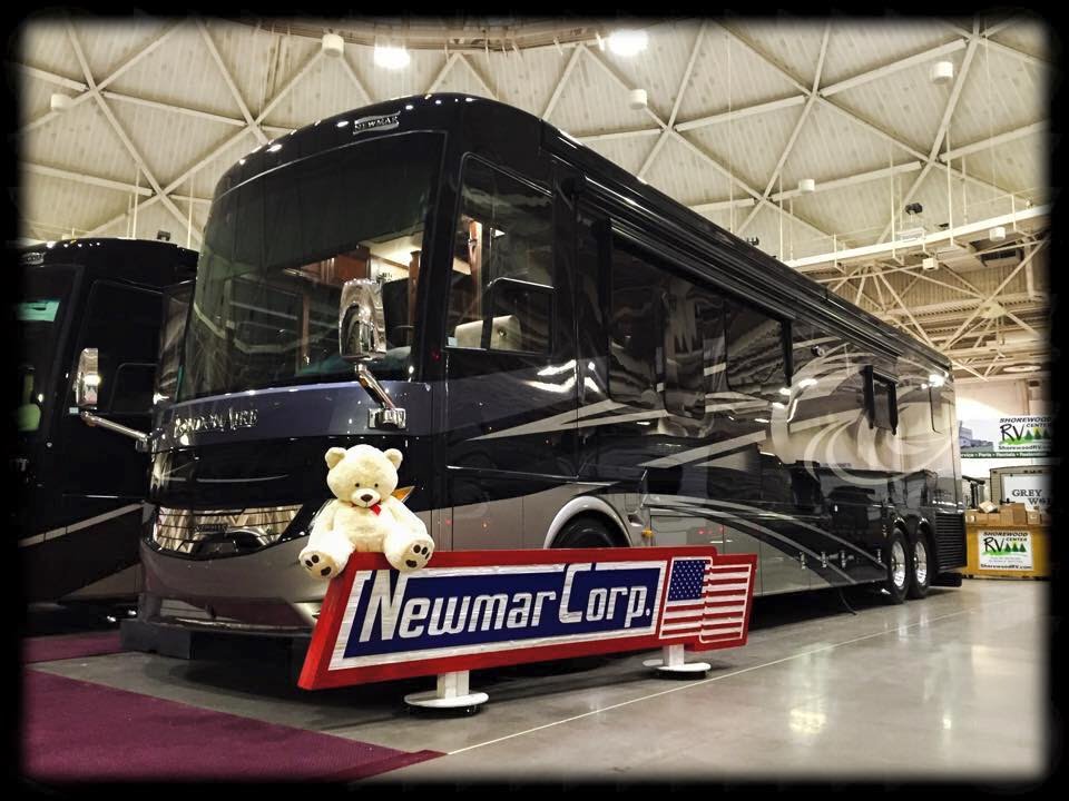 2015 Newmar London Aire at Minneapolis RV Show - Steinbring Motorcoach ...