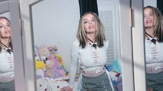 Salem Ilese  Whiplash  Visualizer