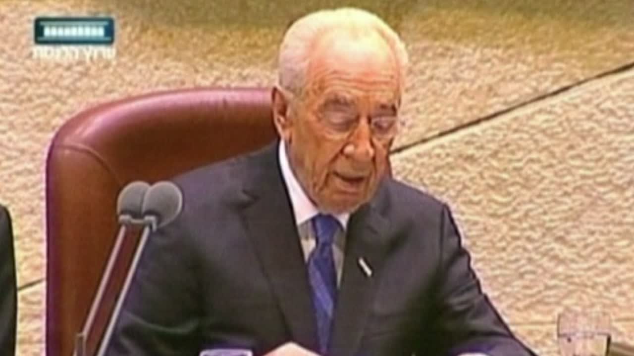 تعرف على شيمون بيريز أحد الكبار المؤسسين لإسرائيل