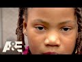 Psychic Kids: Girl Predicts & Heals Health Problems (Season 1 Flashback) | A&E