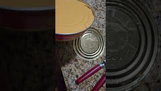 How to cut a tin of cheese