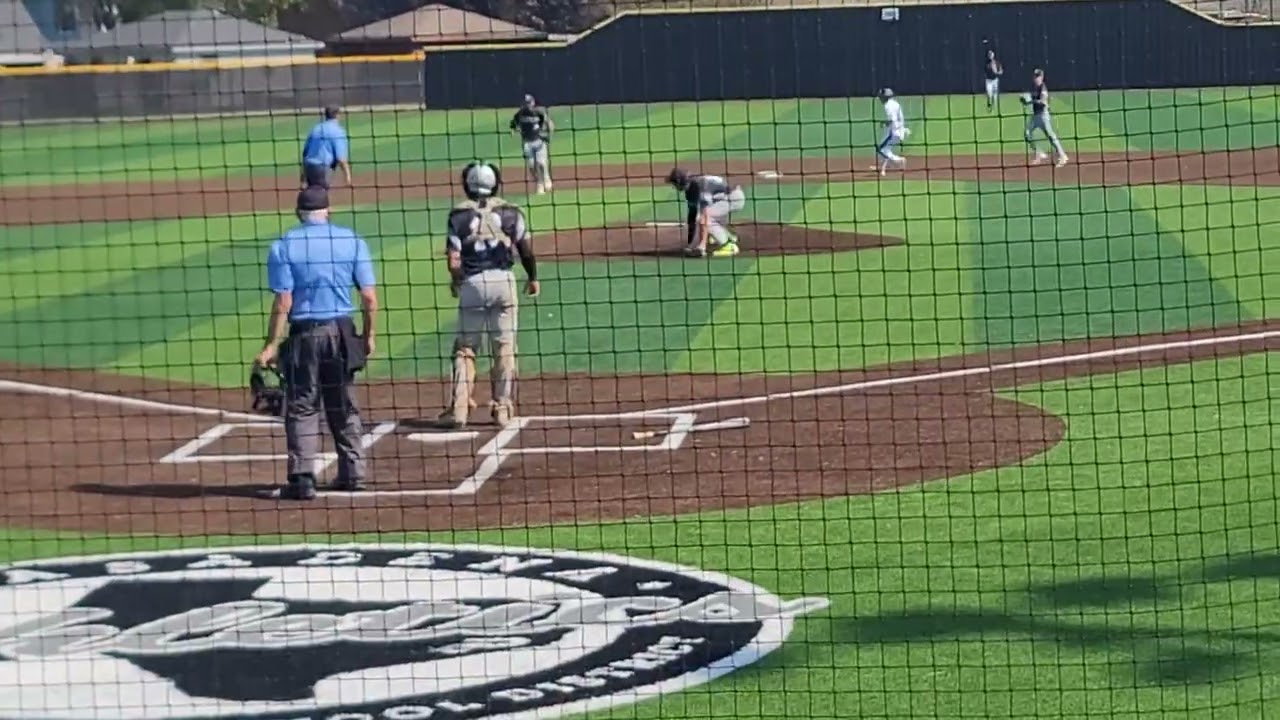 Noah Guijosa - Iowa Colony HS Varsity Baseball vs Brasoswood 