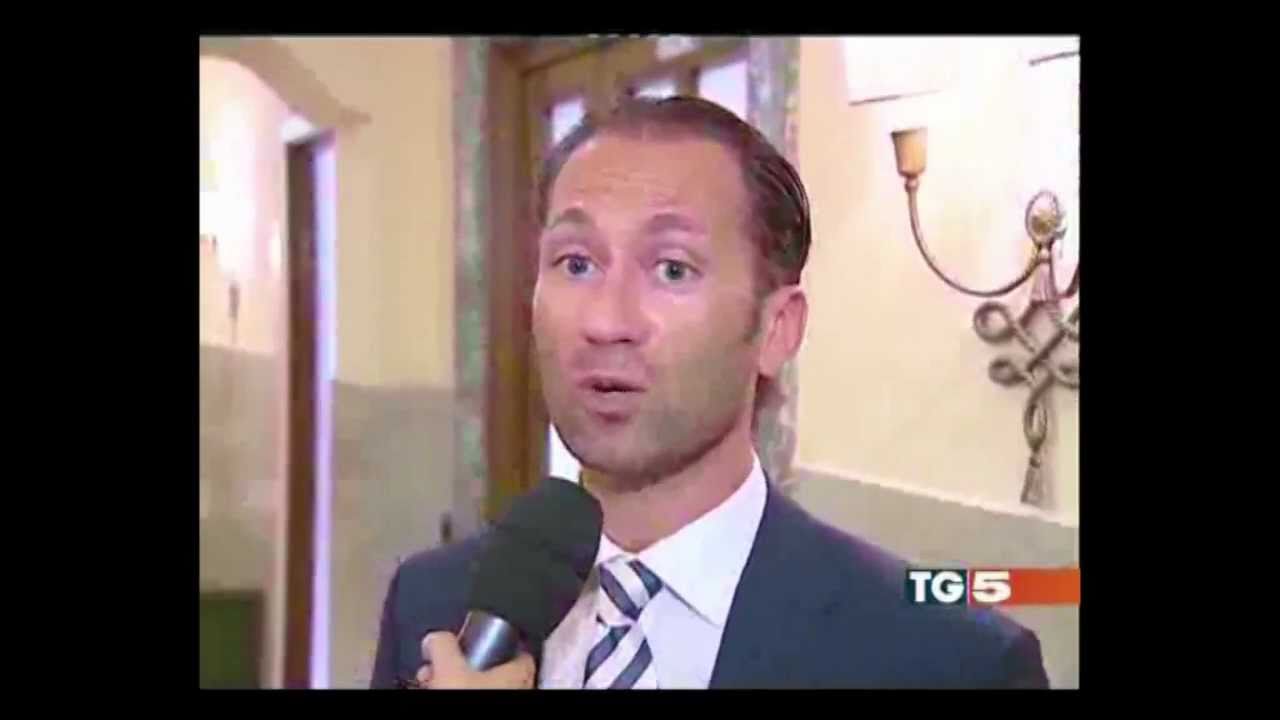 Il bel piccolo petto di ragazze