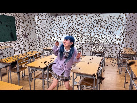 大量のハエに襲われました...