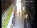 شاب استغل وجود قاصر داخل محل في شارع عزمي وفو ته بكذبة الوصف