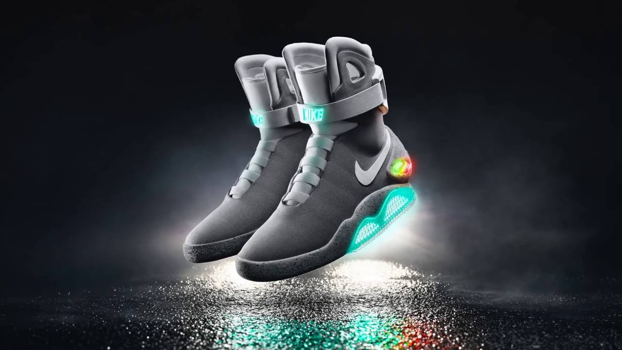 nike shoes that adjust to your feet