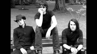 IMAGINARY WALLS - Heads