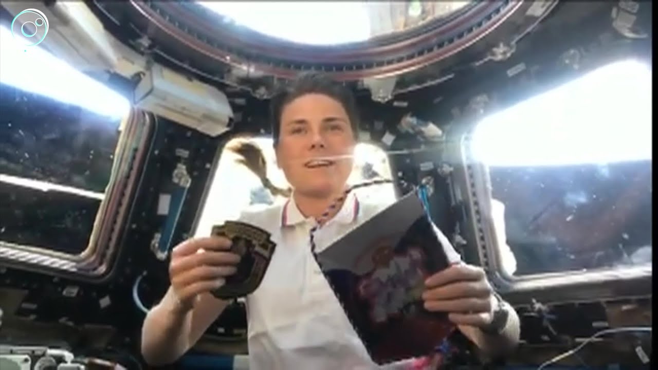 Анна Кикина поздравила пожарных Новосибирска с борта МКС