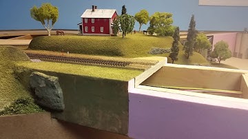 Cutting my H.O Scale benchwork to accept two Railroad bridges #01.