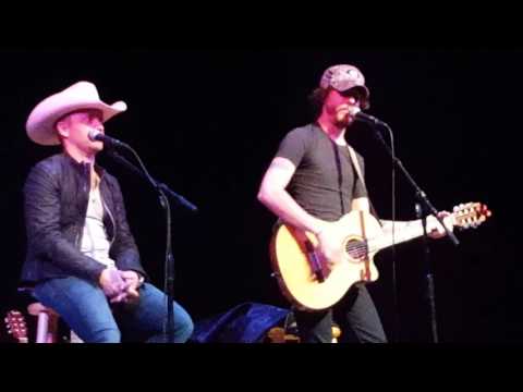 Chris Janson "Buy Me a Boat"