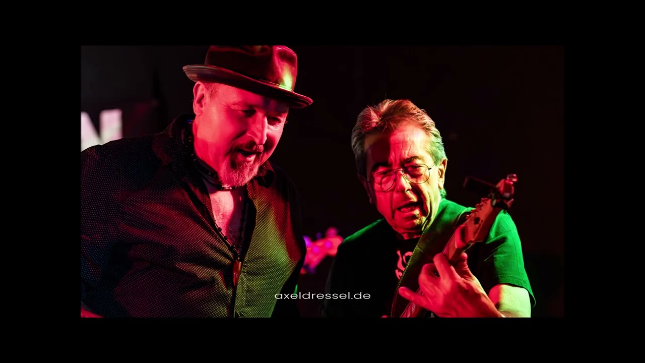 Watch Return United KI VERSION von Thorsten Albrecht FOTOS: by Axel Dressel on YouTube Watch Return United KI VERSION von Thorsten Albrecht FOTOS: by Axel Dressel on YouTube