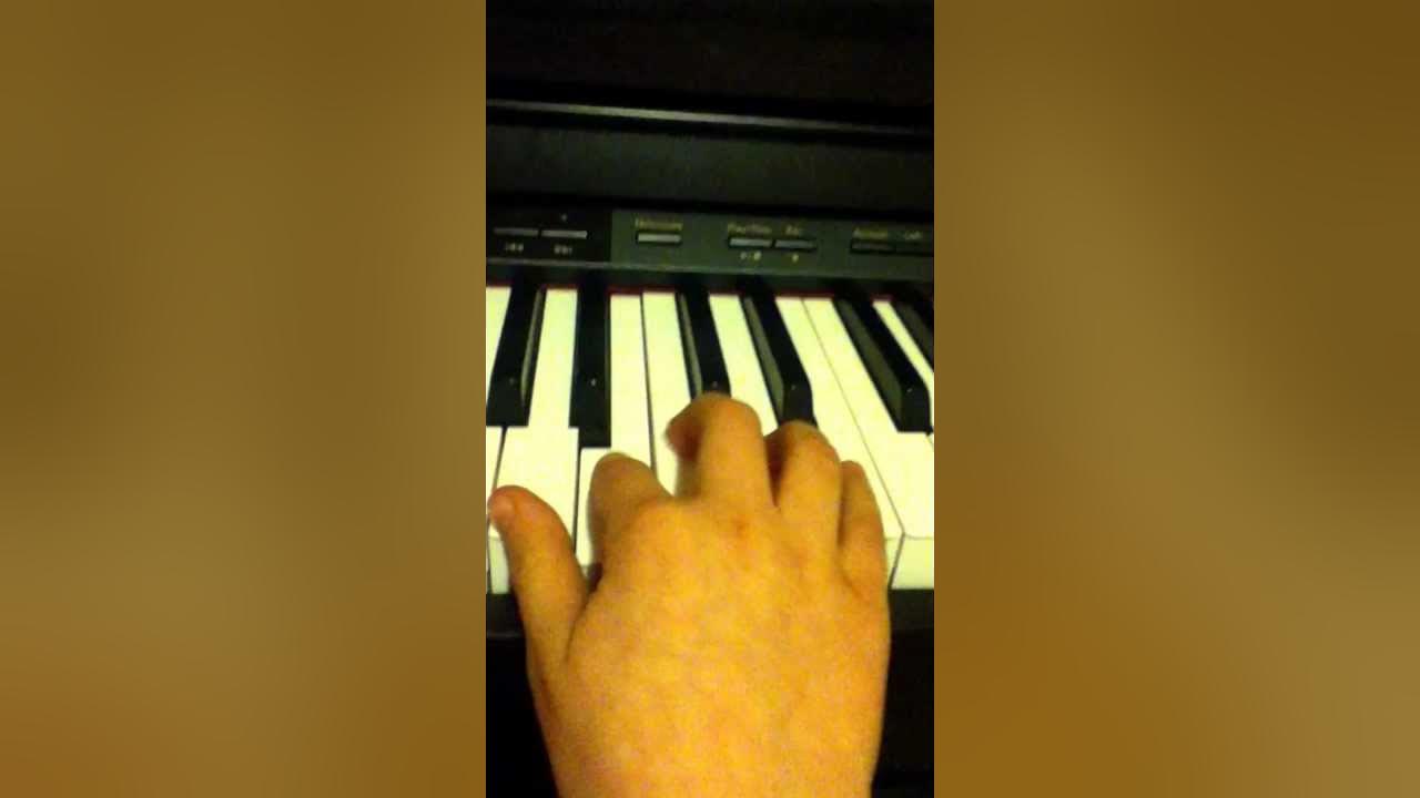 How to play chopsticks on piano (very easy) YouTube