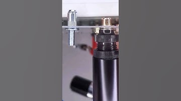 Comparison of riveting effect between riveting nut and riveting stud