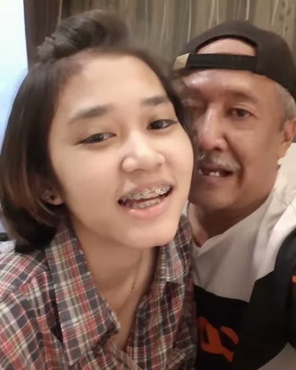 BUAT ORANG LAIN IRI.DAN NYINYIR.MBAHKUNG STEFANY