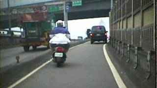 行車紀錄器_20110922_走錯車道