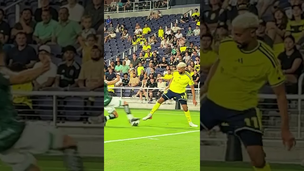 Saad's bag goes deep 😮💨 #MLS #Nashville #soccer #soccerskill