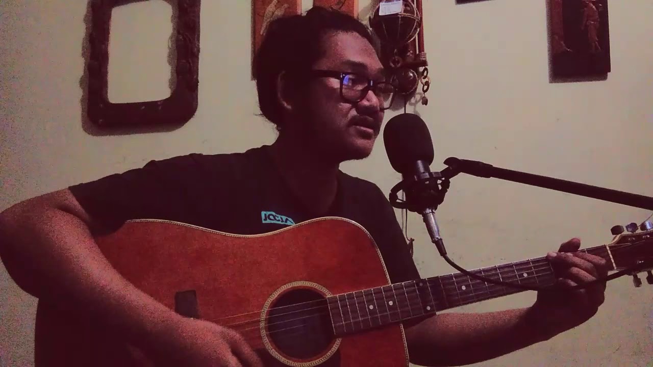 Satu Senyum Saja - Cover - YouTube
