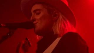 Shura - Religion (U Can Lay Your Hands On Me), Melkweg 12-11--2019