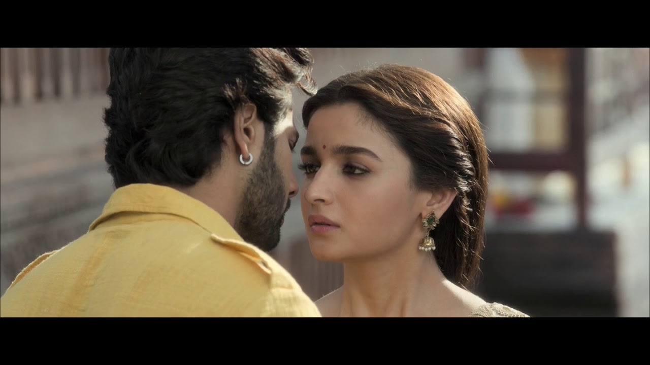 Kalank | Zafar and Roop almost kiss | Varun Dhawan | Alia Bhatt | English Translation