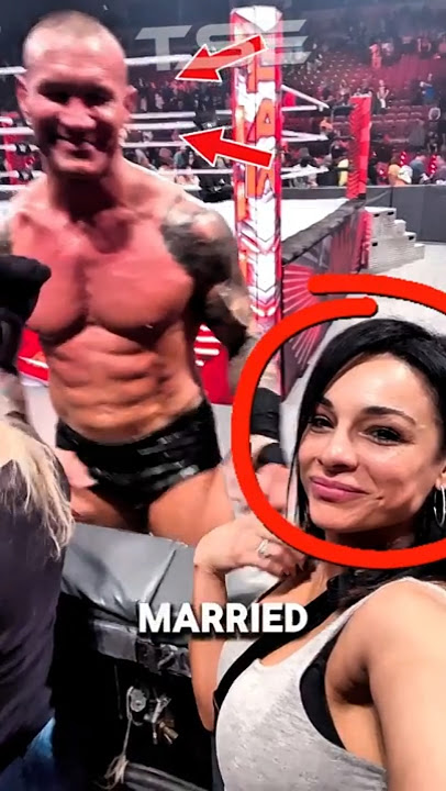 Did You Know Randy Orton Married A WWE Superfan?! 😨 #wwe