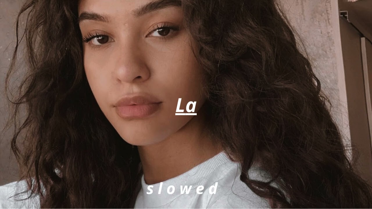 DYSTINCT - La ( s l o w e d + r e v e r b )