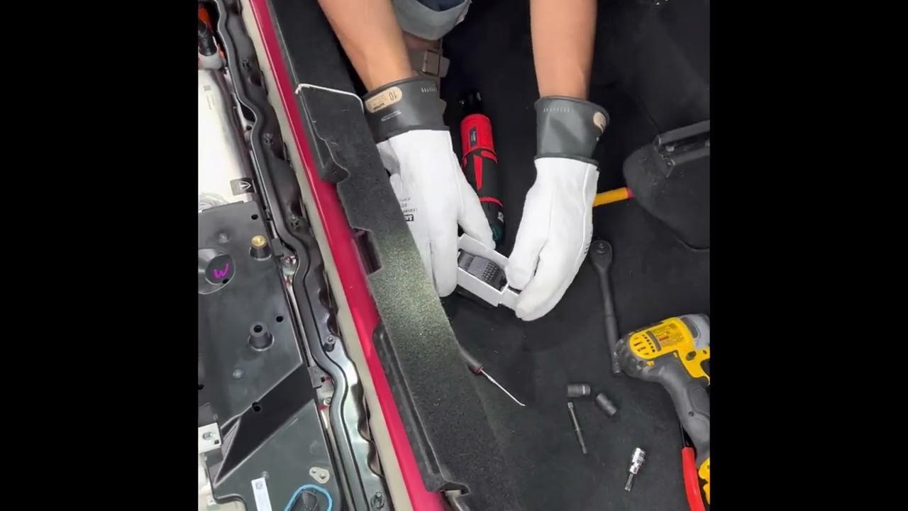How to Change Pyro Fuse in Tesla Model Y - YouTube