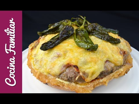 Hamburguesa casera gigante fusionada con una pizza | Recetas de Javier Romero