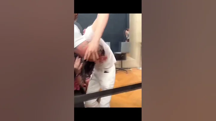 Mona Lisa Attacked With Cake By 'Man Dressed As Old Lady In Wheelchair'