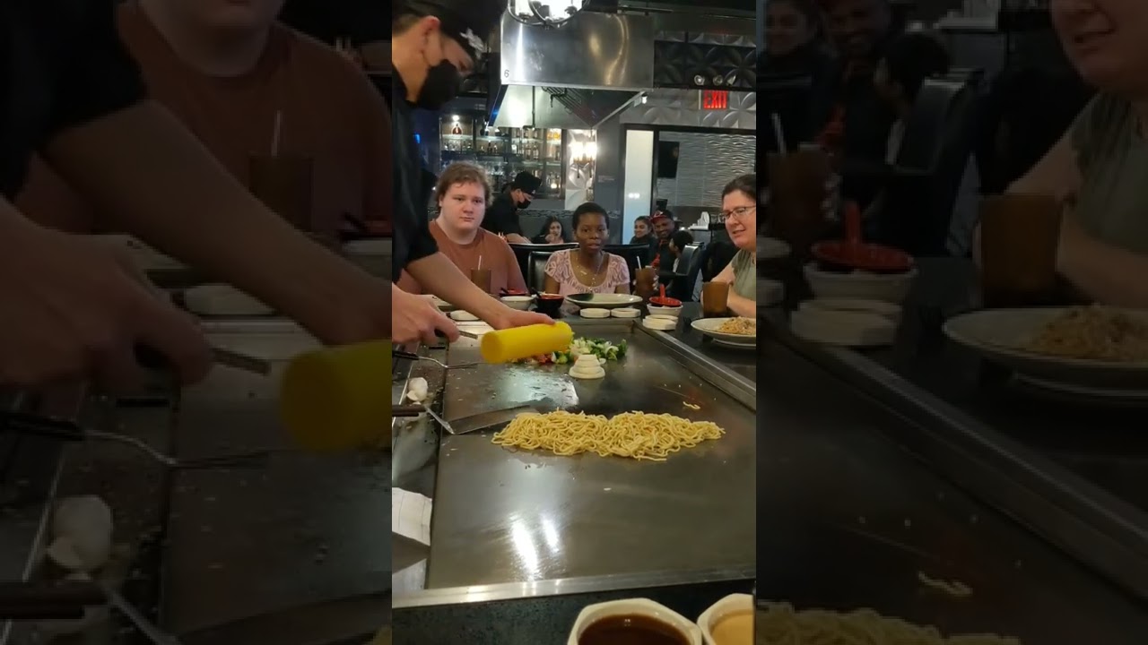 HIBACHI SHOW 🍻🍛🥩 TOKYO HIBACHI STEAKHOUSE AND SUSHI QUEENS NYC YouTube