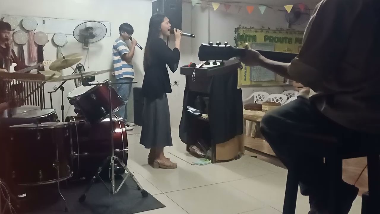 Time of worship (A day in my life as guitarist)