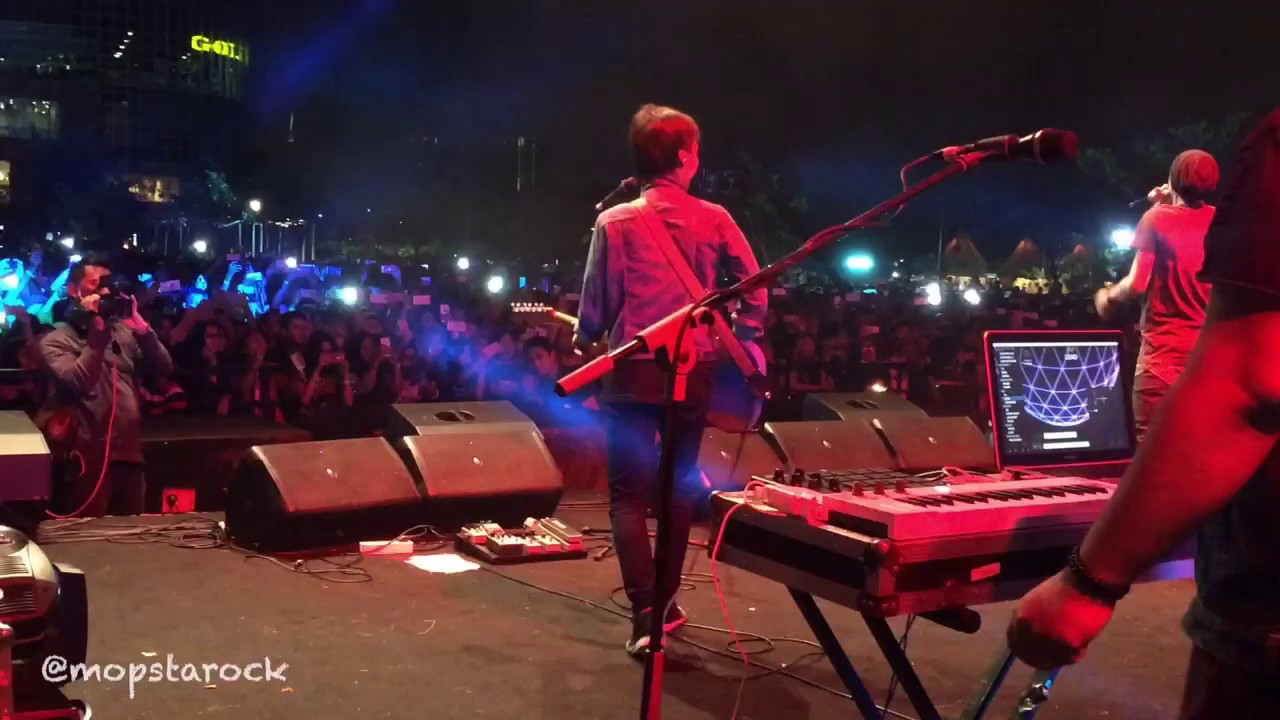 JAP, Bila Kau Tak Disampingku - Sheila On 7 | LOVE FESTIVAL 2017
