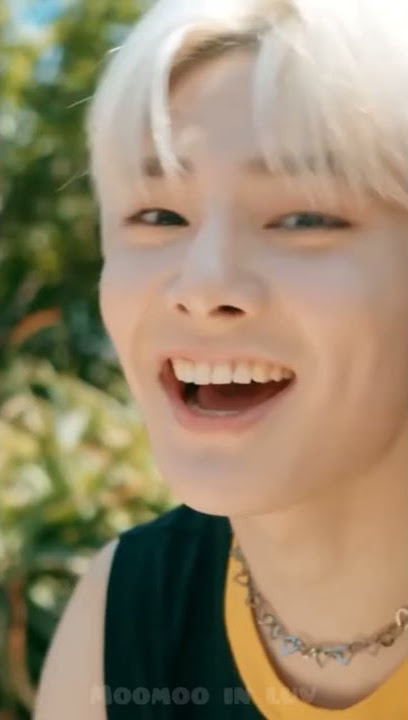 Stray Kids - 'Time Out' WhatsApp Status Full Screen 💞💕