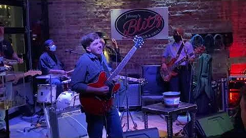 Johnny B. Goode Rocks Johnny's Blitz