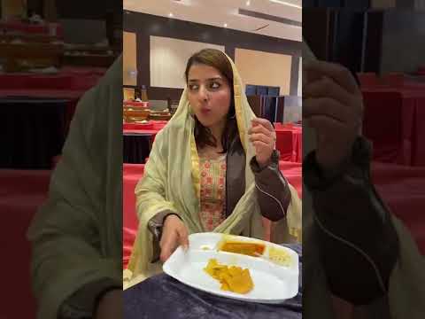 Desi aunty at wedding😂| #funnyshorts #wedding |jagritivishali