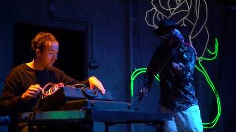 Alex Xtra-Ta / Benjamin Brunn Duo at Malersaal Hamburg