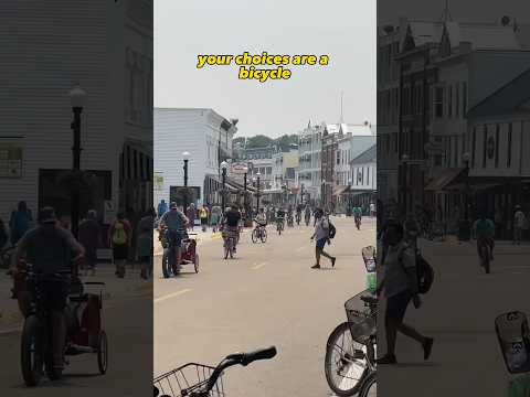 I visited the city that banned cars 🚗 (Mackinac, Michigan)