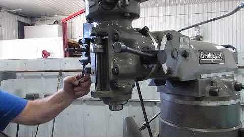 Bridgeport Series I 2HP Variable Speed Vertical Toolroom Mill with Sony 2-Axis DRO For Sale