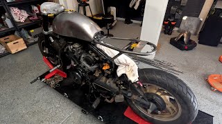 Virago XV 920 Cafe racer - dismantle timelapse.