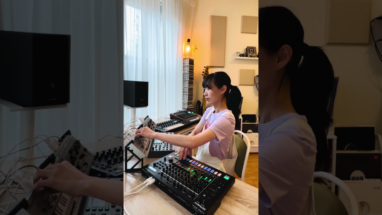 Acid Sunday in the studio, getting ready for my new live set ➰