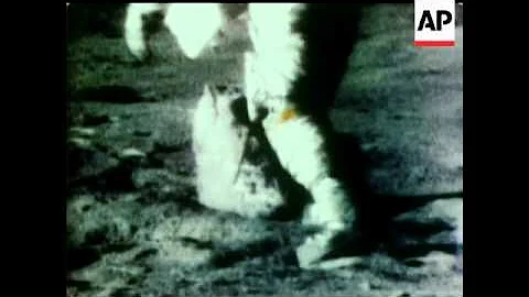 IN THE MOUNTAINS OF THE MOON - APOLLO 15 - ASTRONAUTS: JIM IRWIN, DAVID SCOTT AND AL WORDEN.  COMMAN