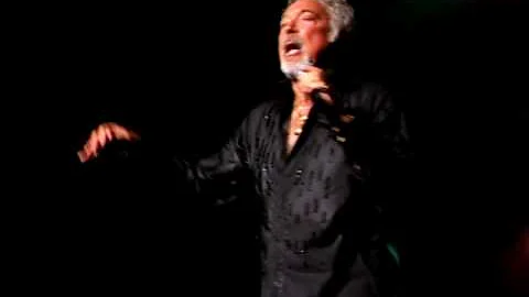 Tom Jones - Venus - April 25, 2009