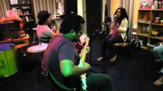 Kurnia - Noh Salleh & Mizz Nina (Cover by Salmah & The Swingers)