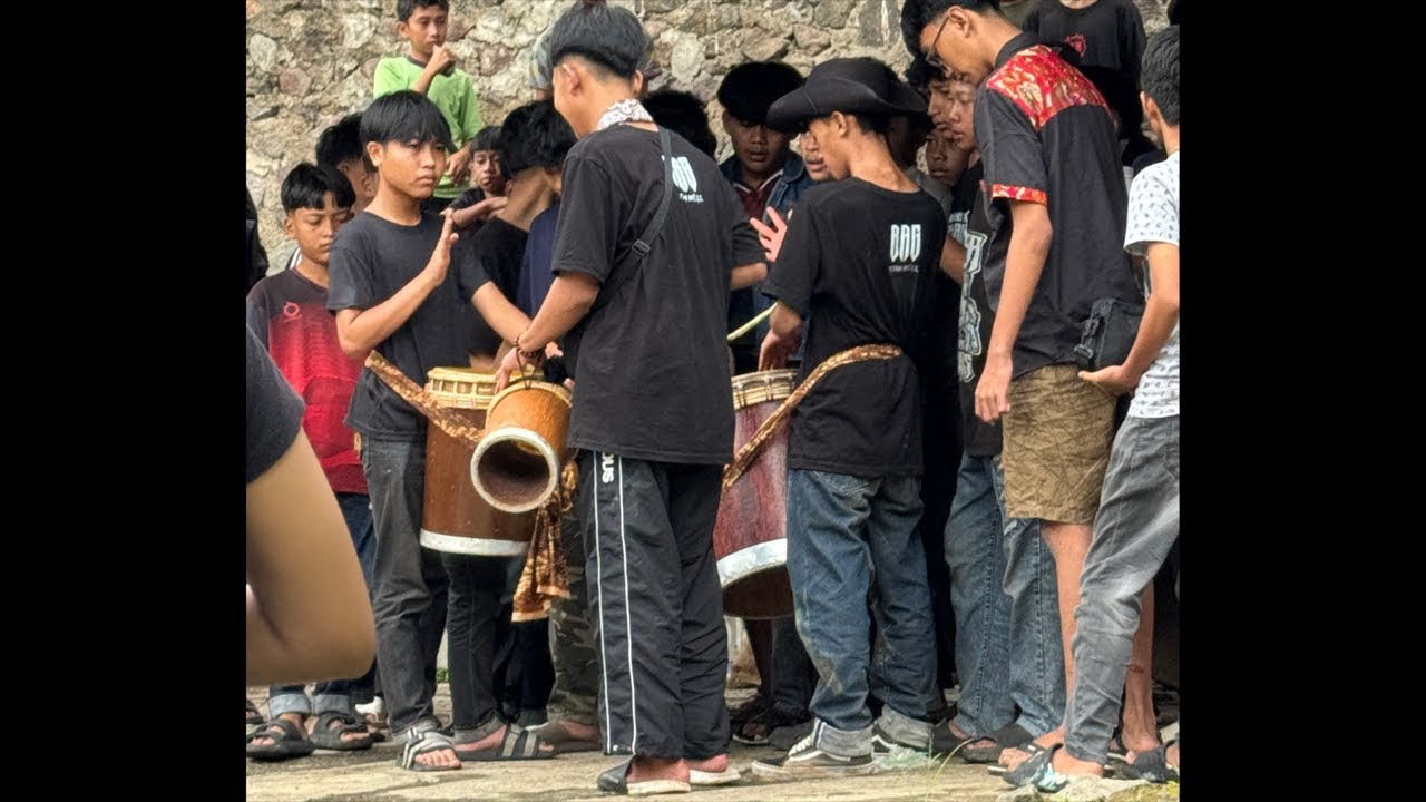 MANG ABAY SUNDA sedang live sekarang! Di Jatikaler 1