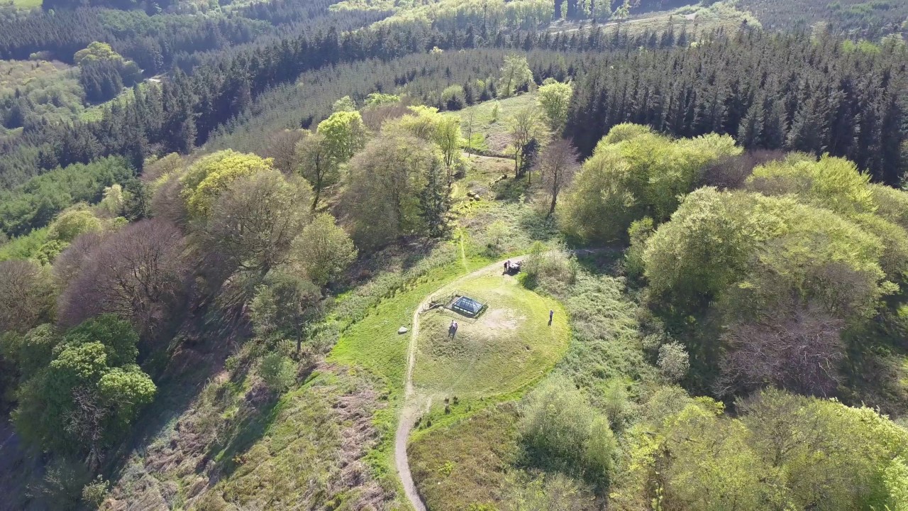 Barrow — ring-barrow in Coolnashamroge