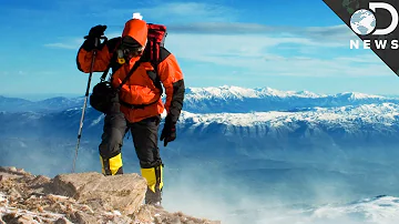 Can a person breathe at 25000 feet?