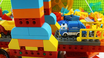 Satisfying Building Blocks Science DIY Movable Bridge